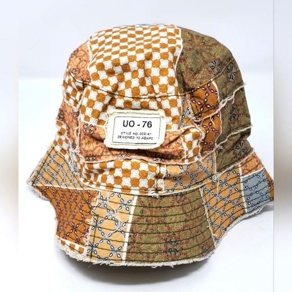 URBAN OUTFITTERS UO-76 COTTON BUCKET HAT LOT OF 3 QUILTED CHEETAH SNAKE WOMEN OS - Picture 4 of 16